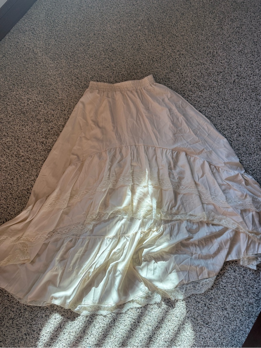 Women's Cream Tiered Lace Maxi Skirt